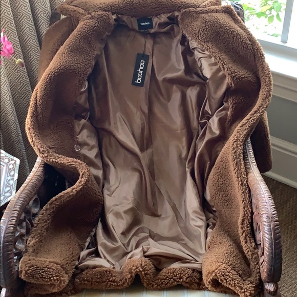 🛑SOLD🛑 BOOHOO CHOCOLATE OVERSIZED TEDDY FAUX FUR COAT M - Picture 15 of 15